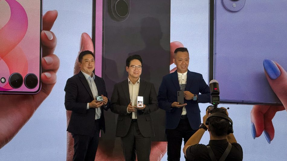Image from: Siri Samsung Galaxy Z Fold8 Sudah Boleh Dibeli Di Malaysia – Promosi Eksklusif Dengan Rebat Sehingga RM800