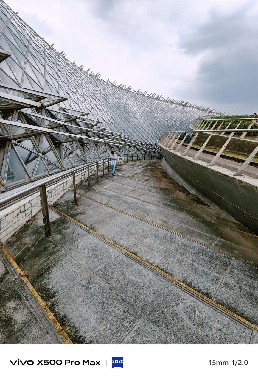 Image from: Pandang Pertama Vivo X500 Pro Max – Premium Dan Berkuasa