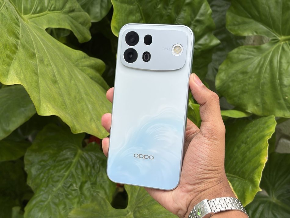 Image from: Siri Oppo A7 Pro – Tampil Dengan Rekaan Lebih Segar Dengan Kamera Swatofo Terbaru