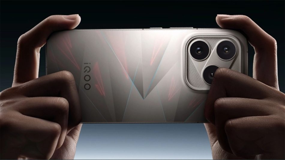 Image from: iQOO 16 Kini Rasmi Dengan Snapdragon 8 Elite Extreme Gen 6 dan Bateri 8,400 mAh