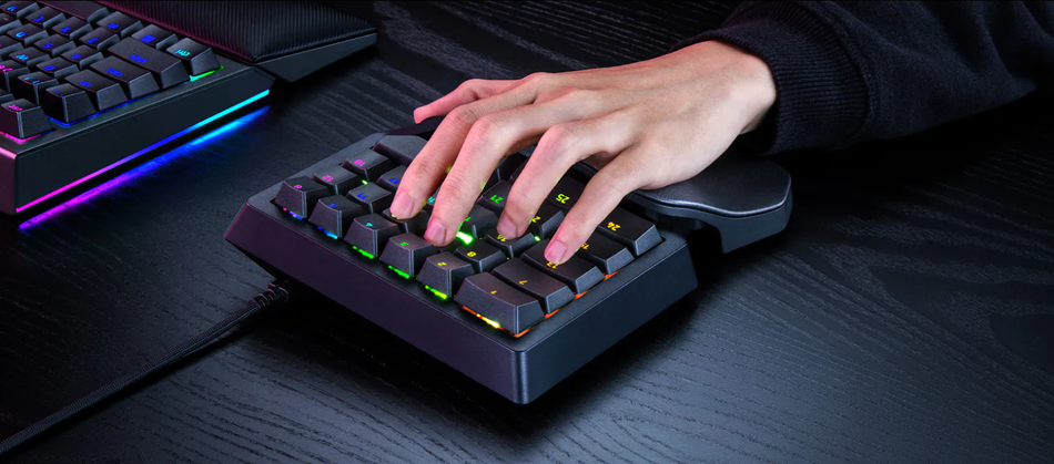 Image from: Pad Kekunci Gaming Razer Tartarus V2 Pro Kini Ditawarkan Di Malaysia Pada Harga RM929