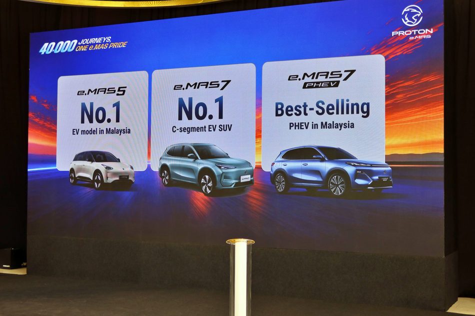 Image from: Pro-NET Berjaya Menjual Lebih 40,000 Unit Proton e.MAS – Promosi Khas Oktober Ini