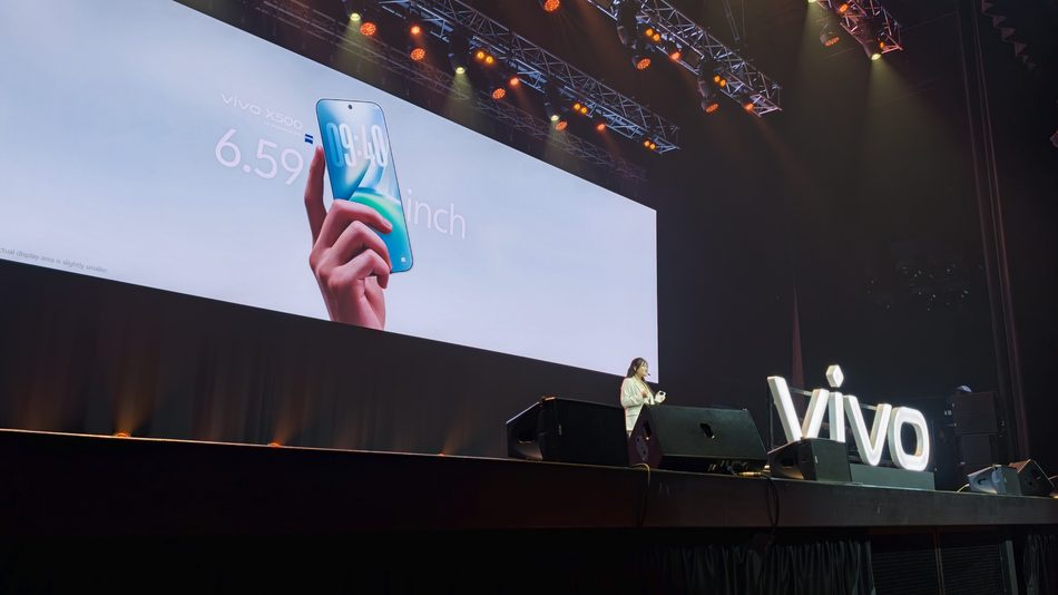Image from: Vivo X500, X500 Pro Dan X500 Pro Max Rasmi Di Malaysia – Harga Bermula RM4699