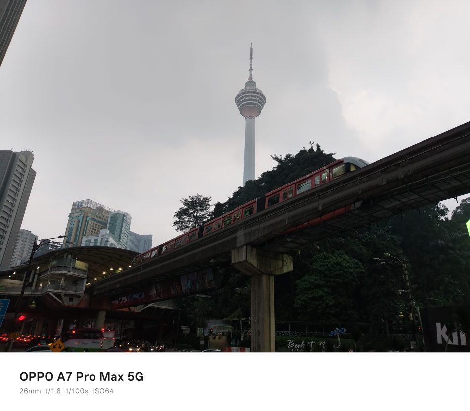 Image from: Ulasan Oppo A7 Pro Max – Bateri Gergasi Bukan Segalanya
