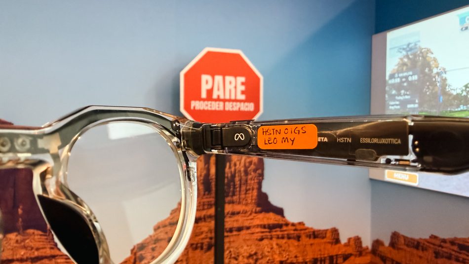 Image from: Carmin Mata Pintar Oakley Meta HSTN Dan Vanguard Boleh Didapati Di Malaysia Bermula Harga RM2069