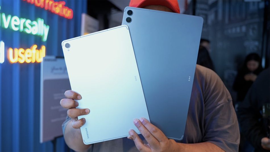 Image from: Pandang Pertama Samsung Galaxy Tab 12 – Dua Tablet Berkuasa Untuk Yang Kreatif