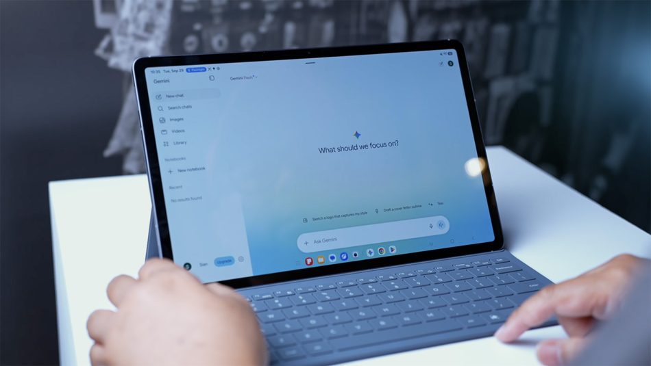 Image from: Pandang Pertama Samsung Galaxy Tab 12 – Dua Tablet Berkuasa Untuk Yang Kreatif