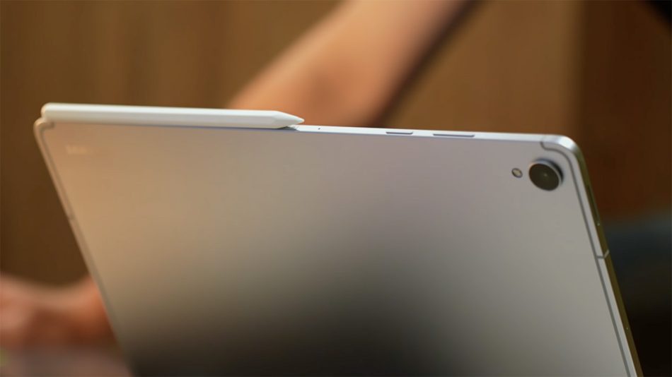 Image from: Pandang Pertama Samsung Galaxy Tab 12 – Dua Tablet Berkuasa Untuk Yang Kreatif