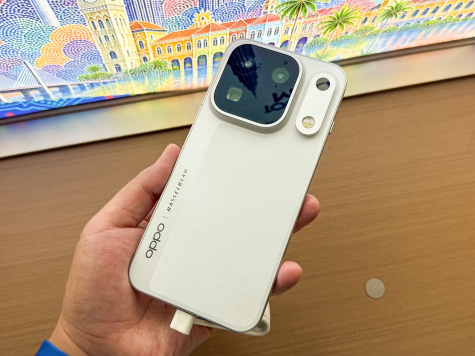 Image from: Siri Oppo Find X10 Bakal Memasuki Pasaran Malaysia Pada 22 Oktober 2026