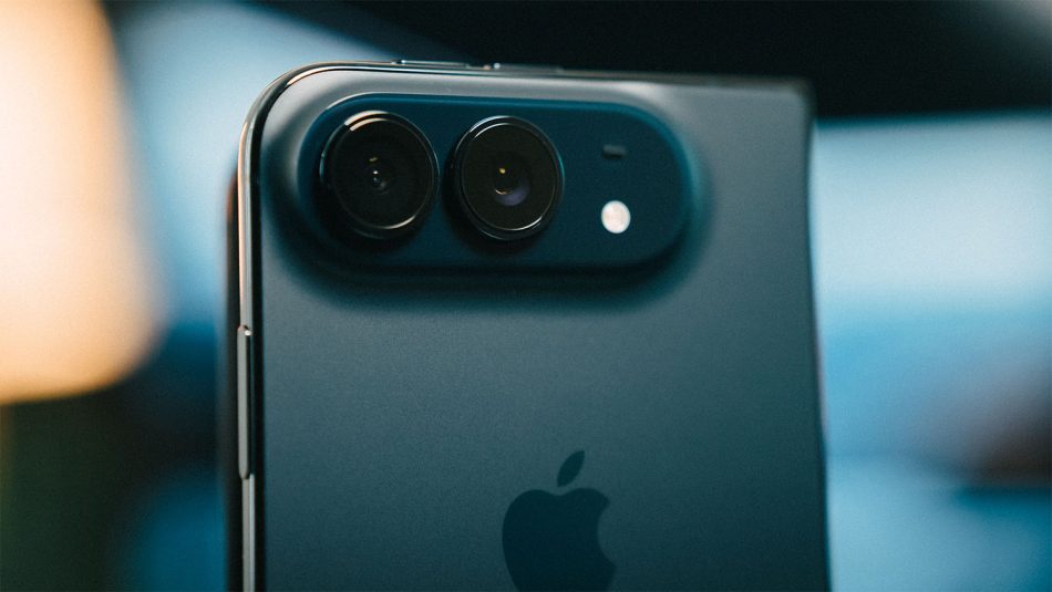 Image from: Pandang Pertama Apple iPhone Duo – Lipatan Pertama
