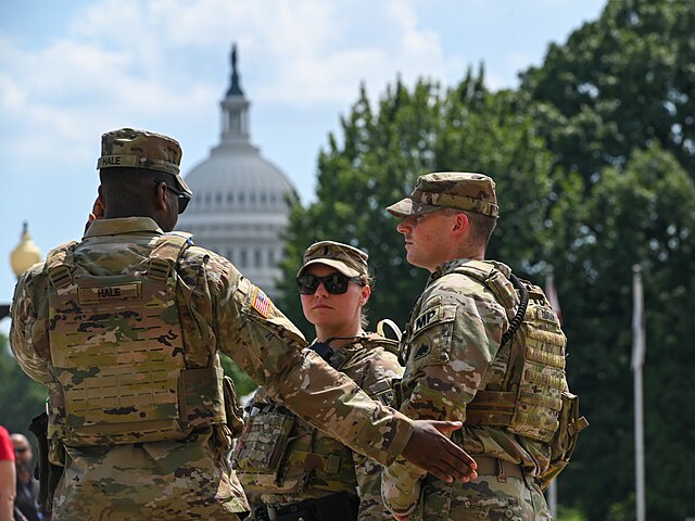Two National Guardsmen Among Multiple Shooting Victims Near White House ...