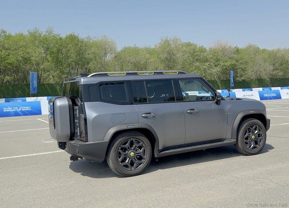 JETOUR T2
