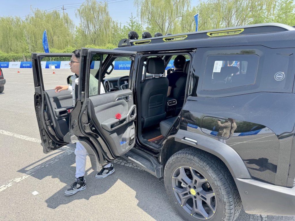 JETOUR T2