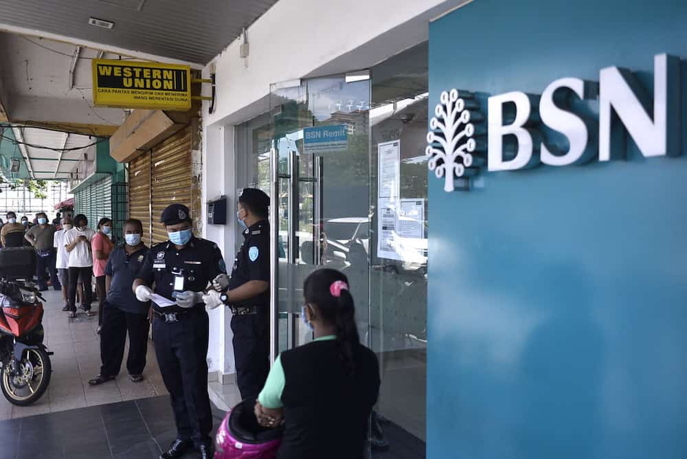 Image from: 8 Tempat Simpan Duit Raya Anak & Kelebihannya