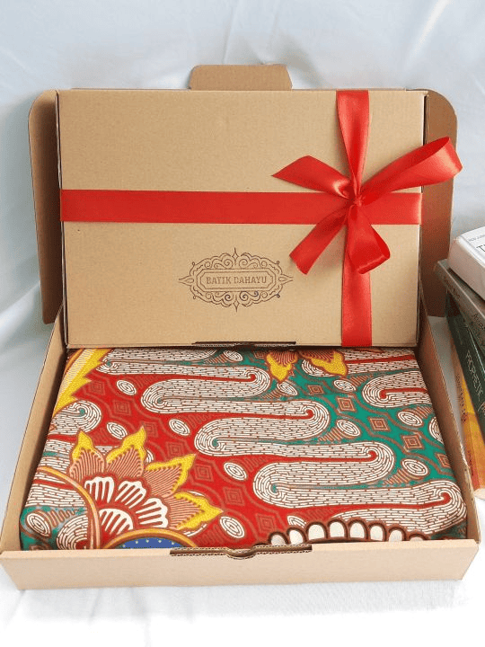 Image from: Contoh Hadiah Hari Guru Paling ‘Function’ – Cikgu Sendiri ‘Approve’!