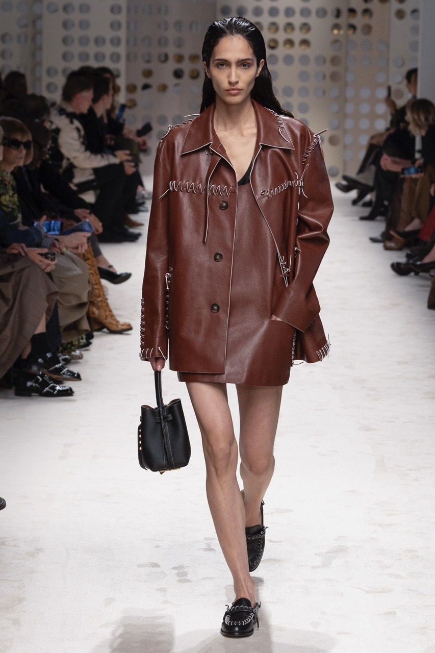 Image from: For Spring/Summer 2026, Tod’s Is Living La Dolce Vita In Leather And Silk