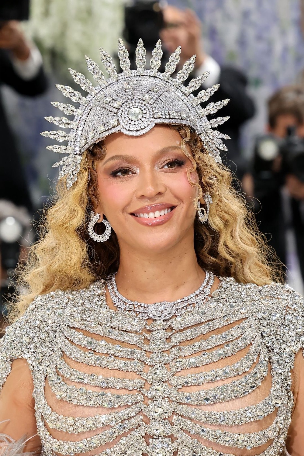 Image from: Worn As Art: The Most Stunning Jewellery And Watches Looks At The 2026 Met Gala