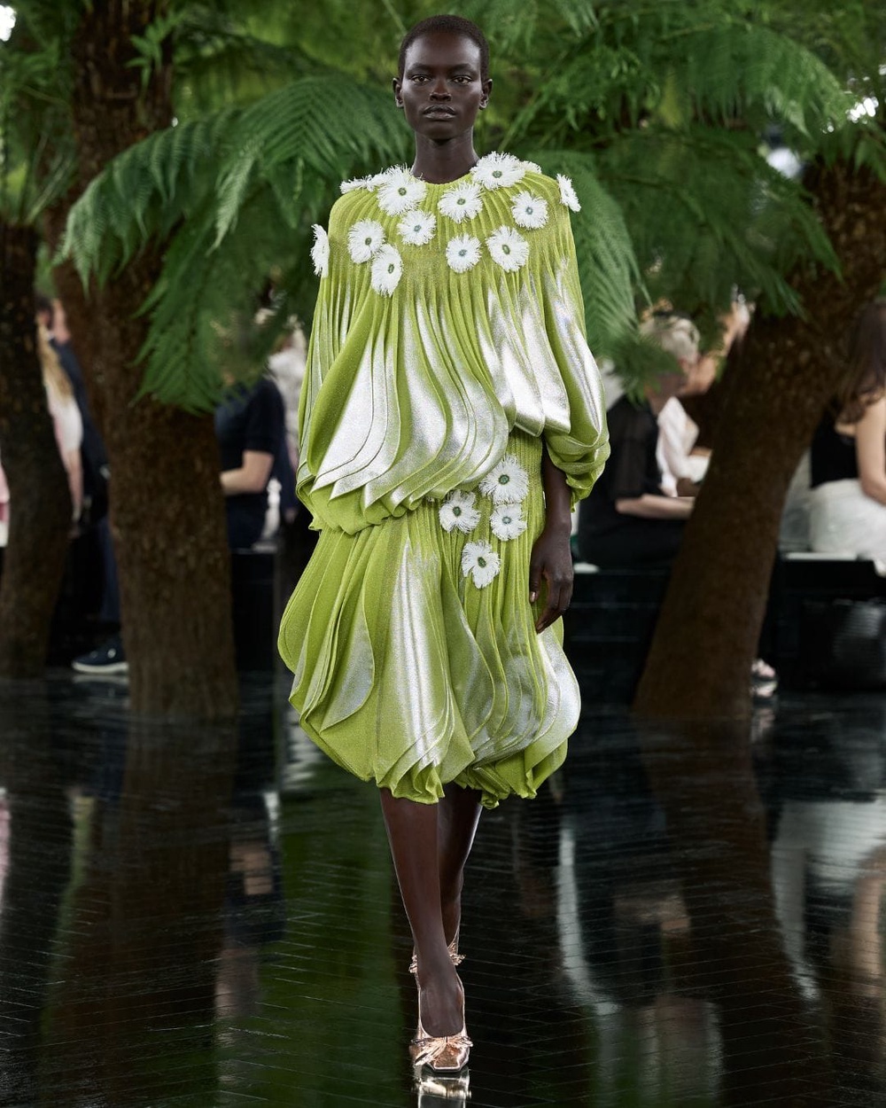 Image from: Jean Paul Gaultier, Robert Wun, and More: Here Are the Highlights From Paris Haute Couture Week Fall/Winter 2026