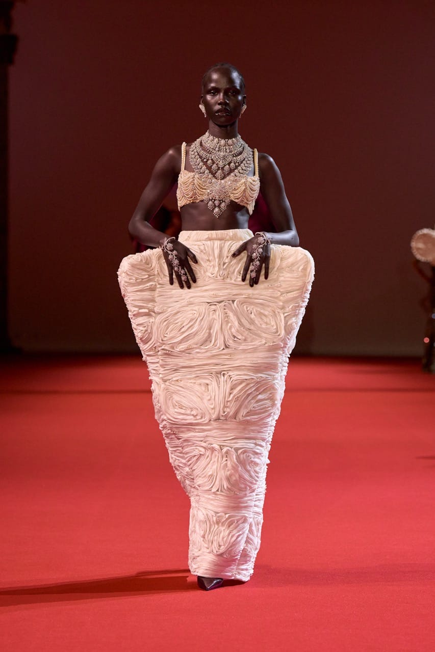 Image from: Jean Paul Gaultier, Robert Wun, and More: Here Are the Highlights From Paris Haute Couture Week Fall/Winter 2026