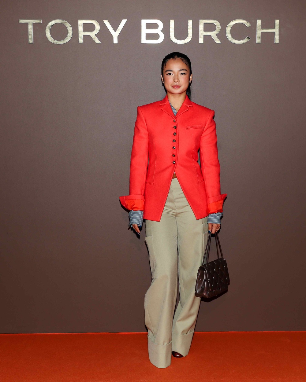 Image from: All The Asian Stars Spotted At New York Fashion Week Spring/Summer 27