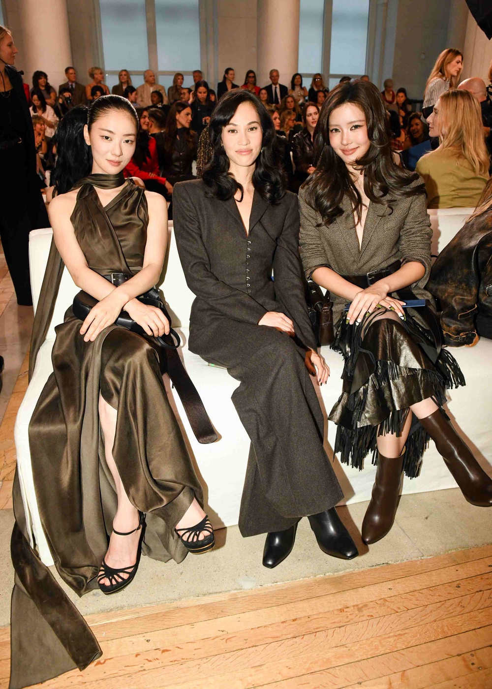 Image from: All The Asian Stars Spotted At New York Fashion Week Spring/Summer 27