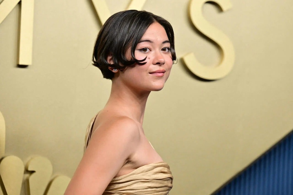 Image from: How These Stars Mastered Subtle Glamour At The 2026 Emmy Awards
