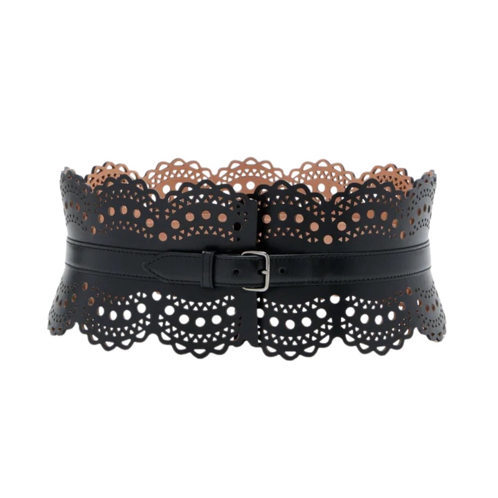 Image from: Forget The Belt—It’s All About The Cummerbund Now