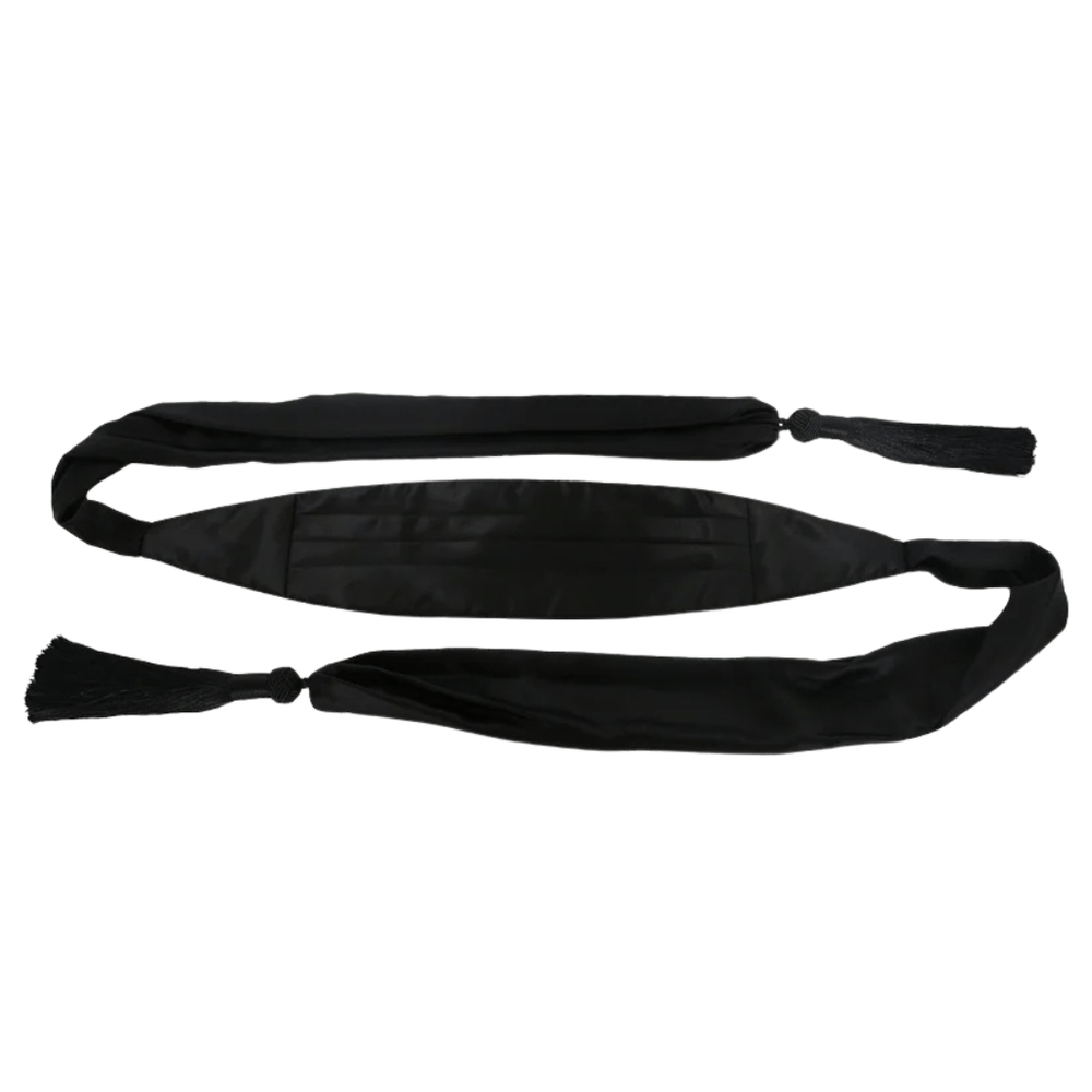 Image from: Forget The Belt—It’s All About The Cummerbund Now