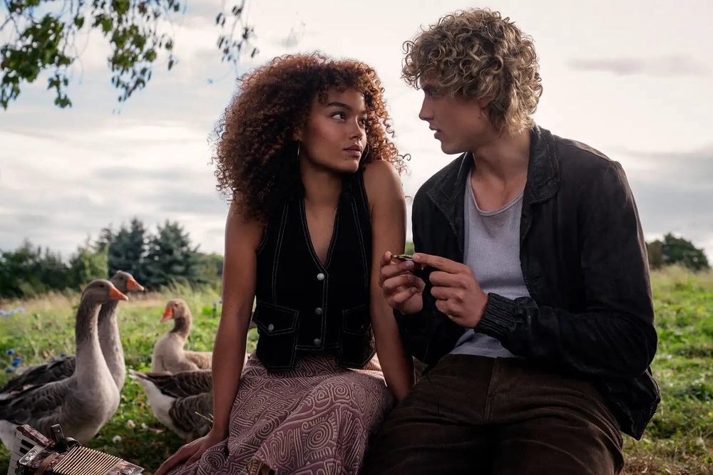 Image from: The 6 Biggest Book-to-Screen Adaptations Coming This Fall