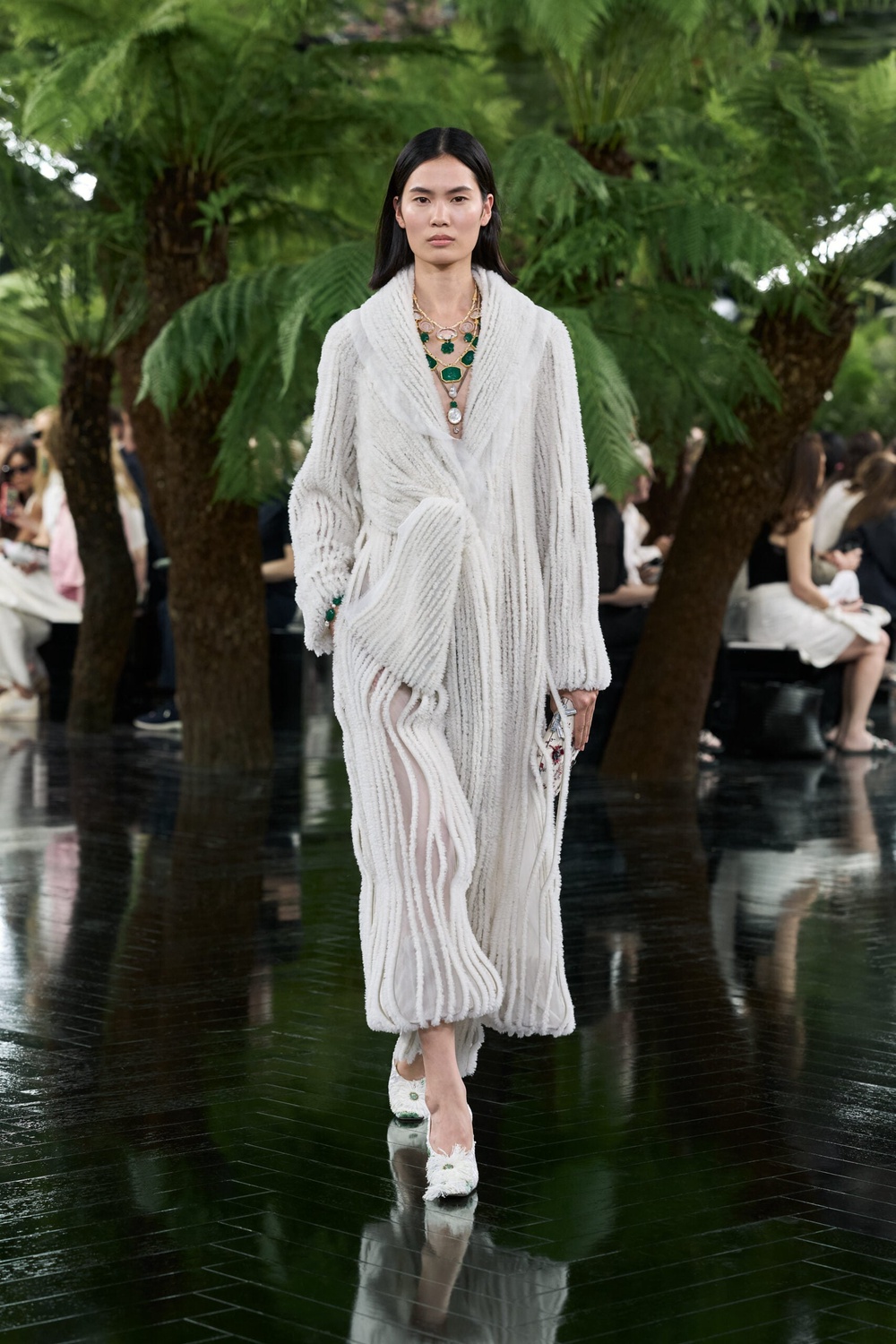 Image from: At Dior Haute Couture 2026/27, Jonathan Anderson Shapes Fashion Into Sculpture