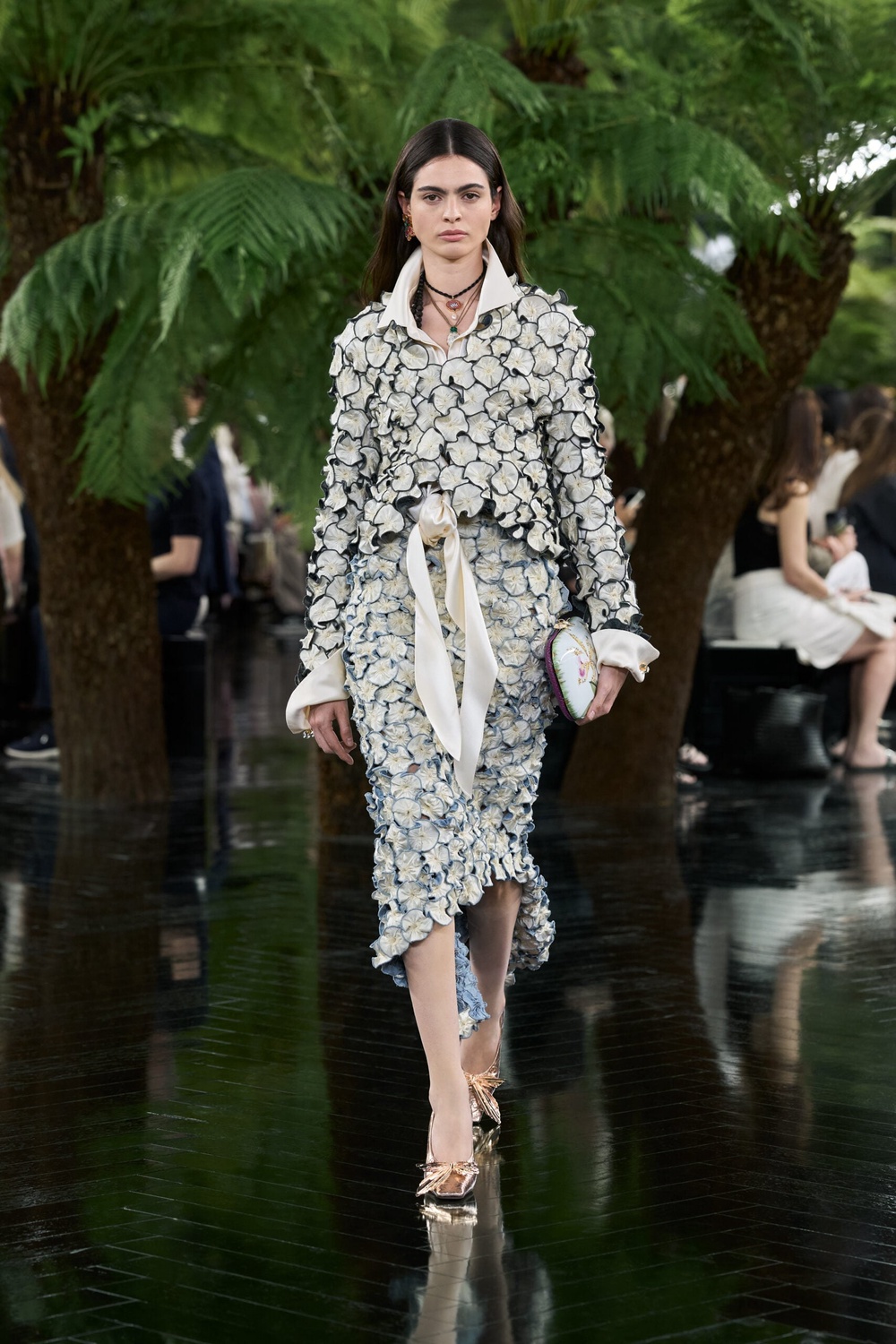 Image from: At Dior Haute Couture 2026/27, Jonathan Anderson Shapes Fashion Into Sculpture