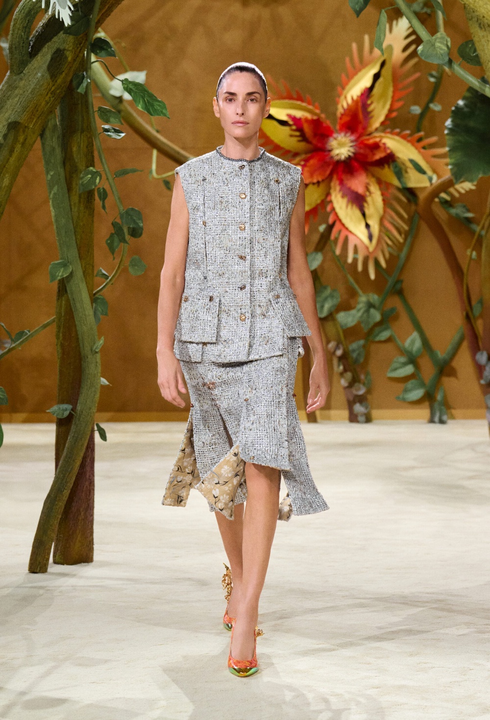 Image from: Matthieu Blazy Spins a Modern Fairytale for Chanel Haute Couture 2026/27