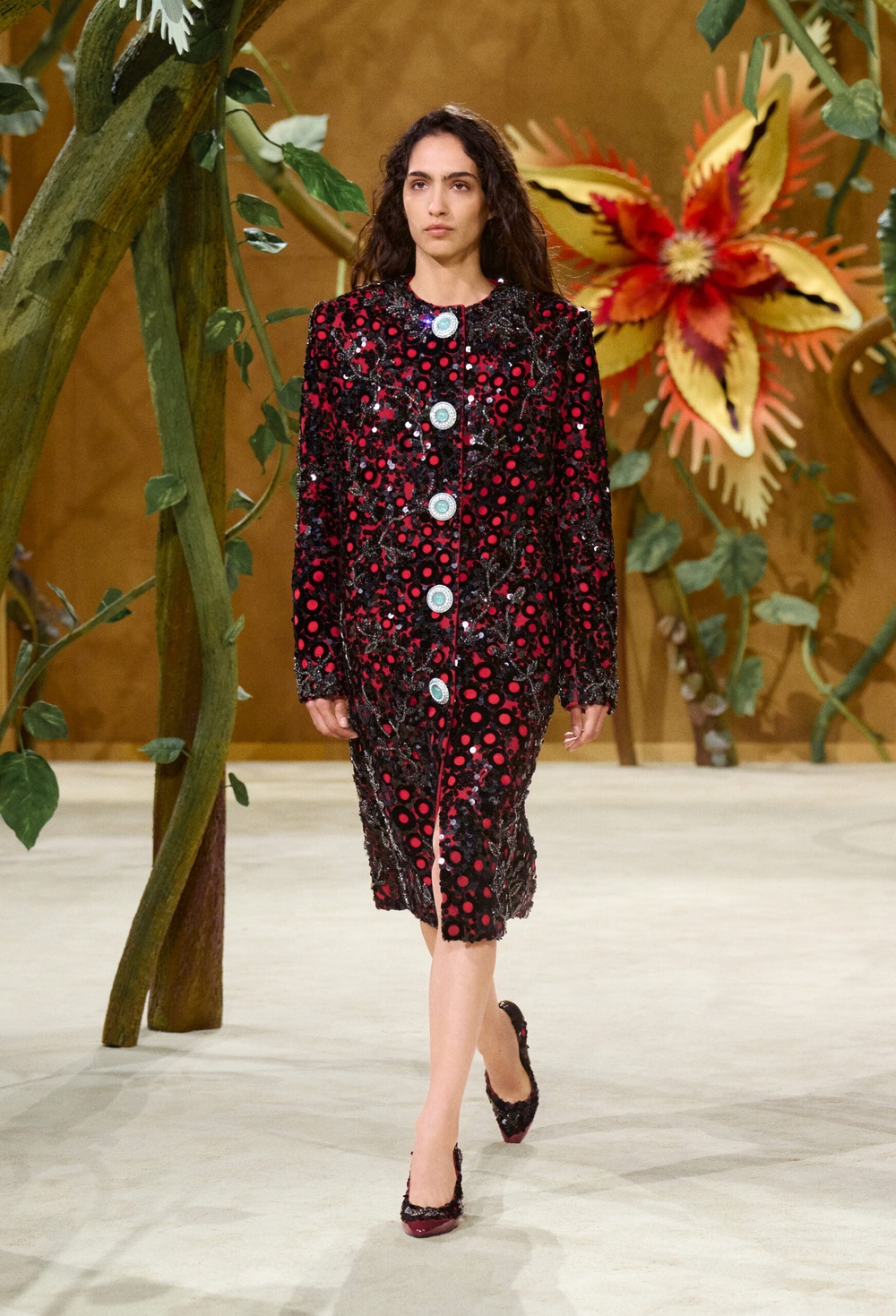 Image from: Matthieu Blazy Spins a Modern Fairytale for Chanel Haute Couture 2026/27