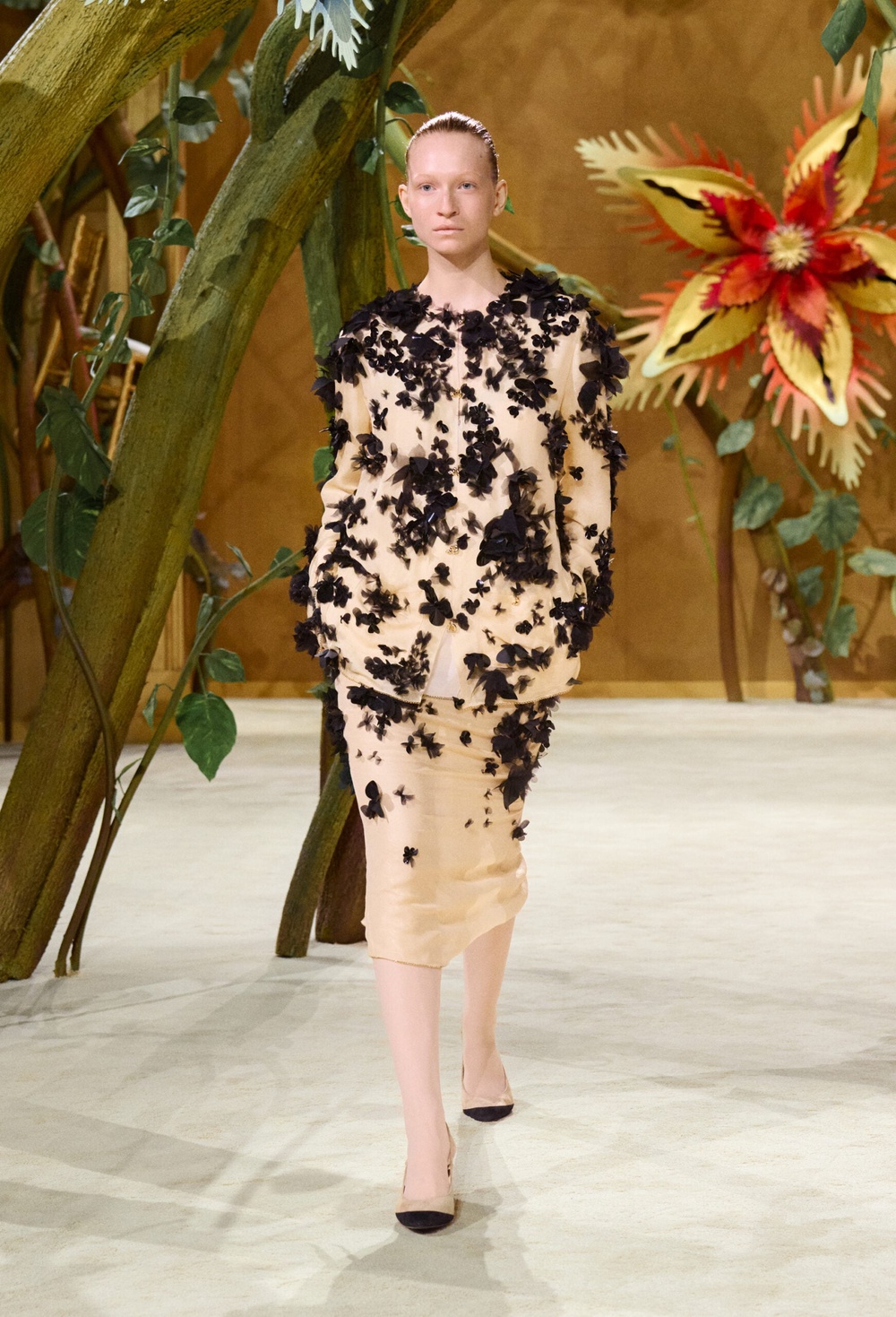 Image from: Matthieu Blazy Spins a Modern Fairytale for Chanel Haute Couture 2026/27