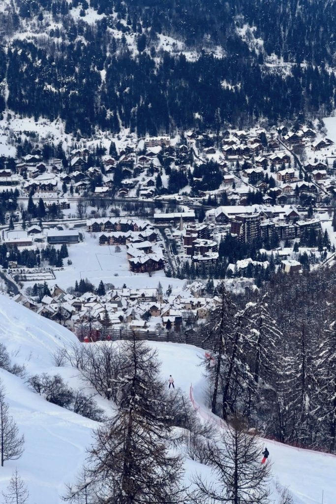 Image from: At Club Med Serre Chevalier, It’s Ski, Eat, Party, Repeat