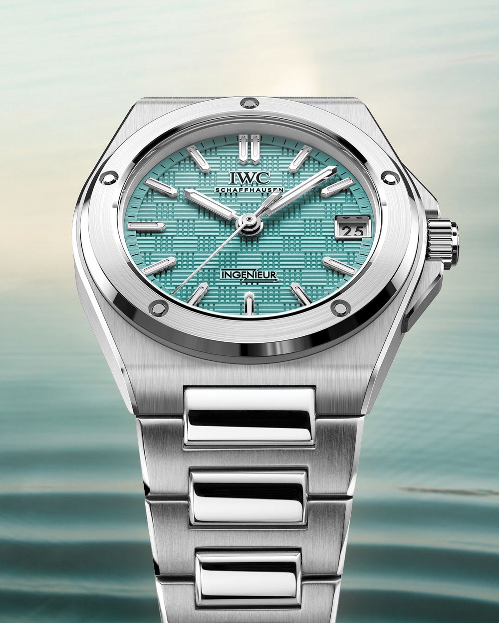 Image from: 11 Timepieces Made for a Summer That Doesn’t Rush