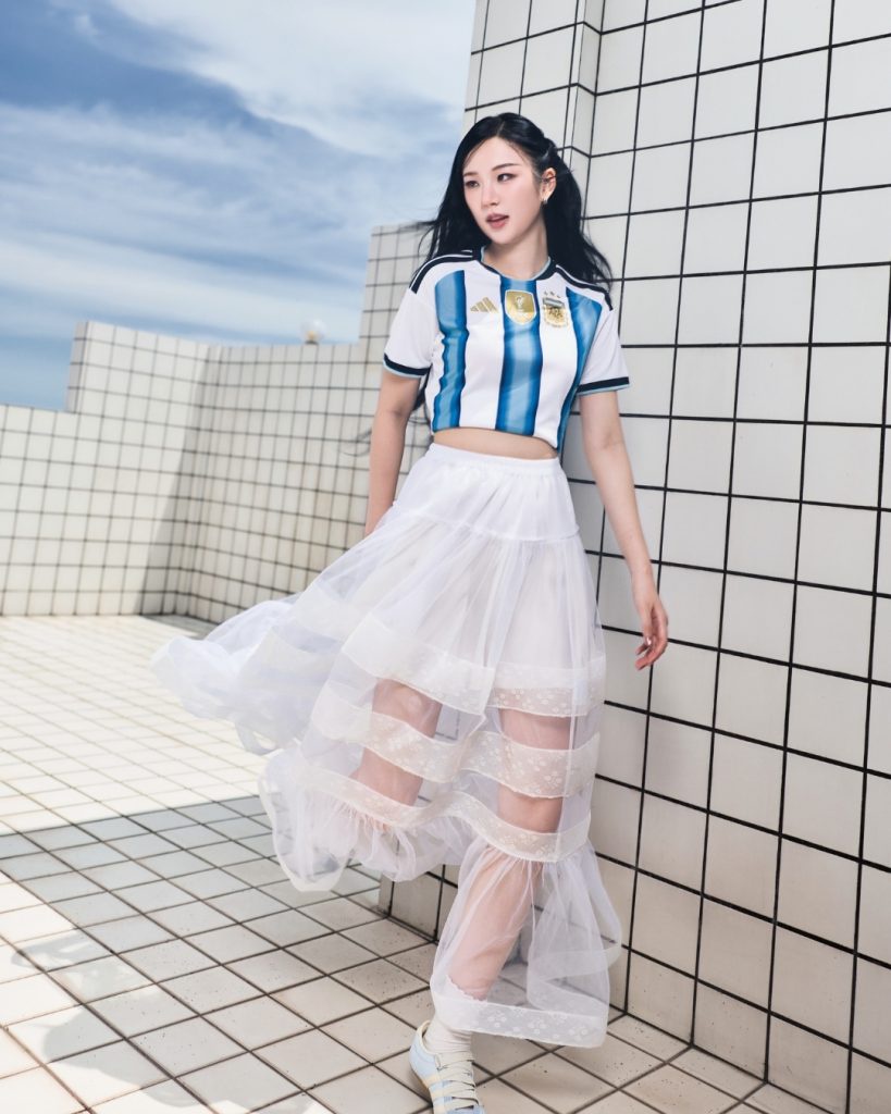 Image from: From The Sheer Look Of It, This Is The Trend of The Season