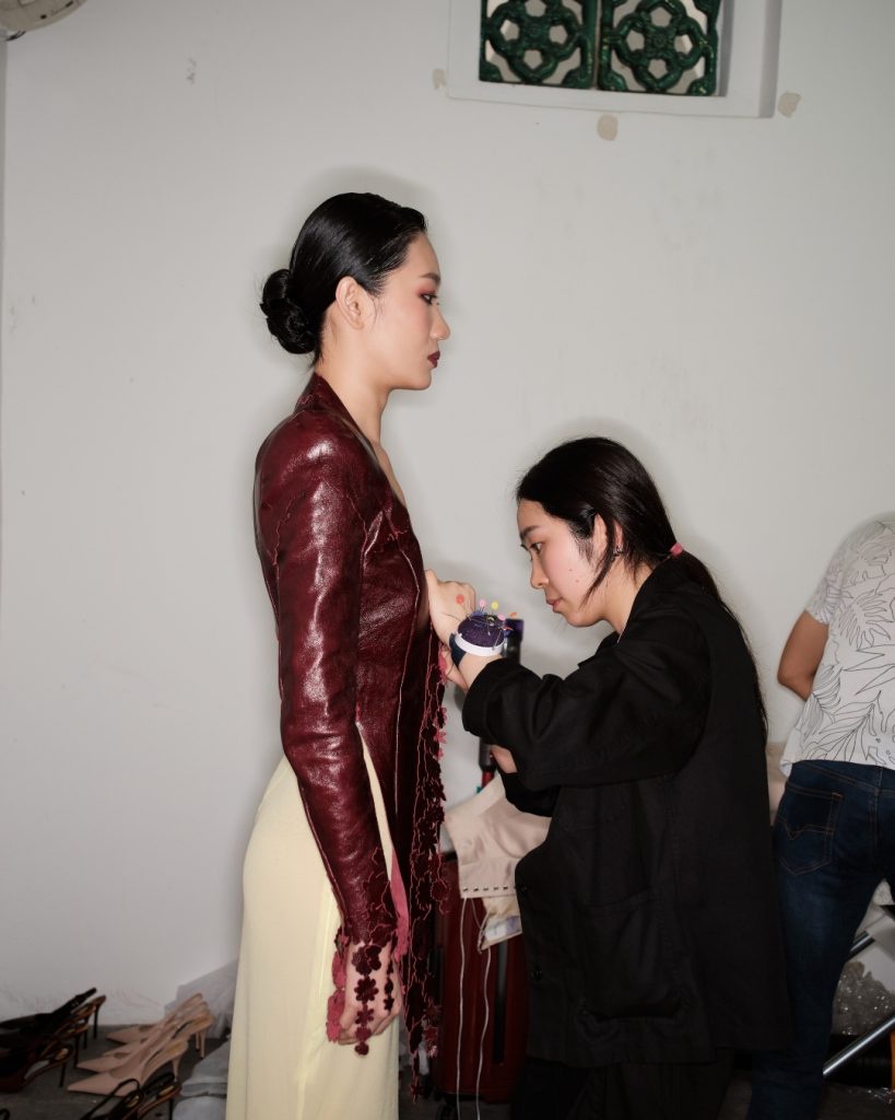 Image from: Thread Talk with Couture Deisgner Phoebe Wong
