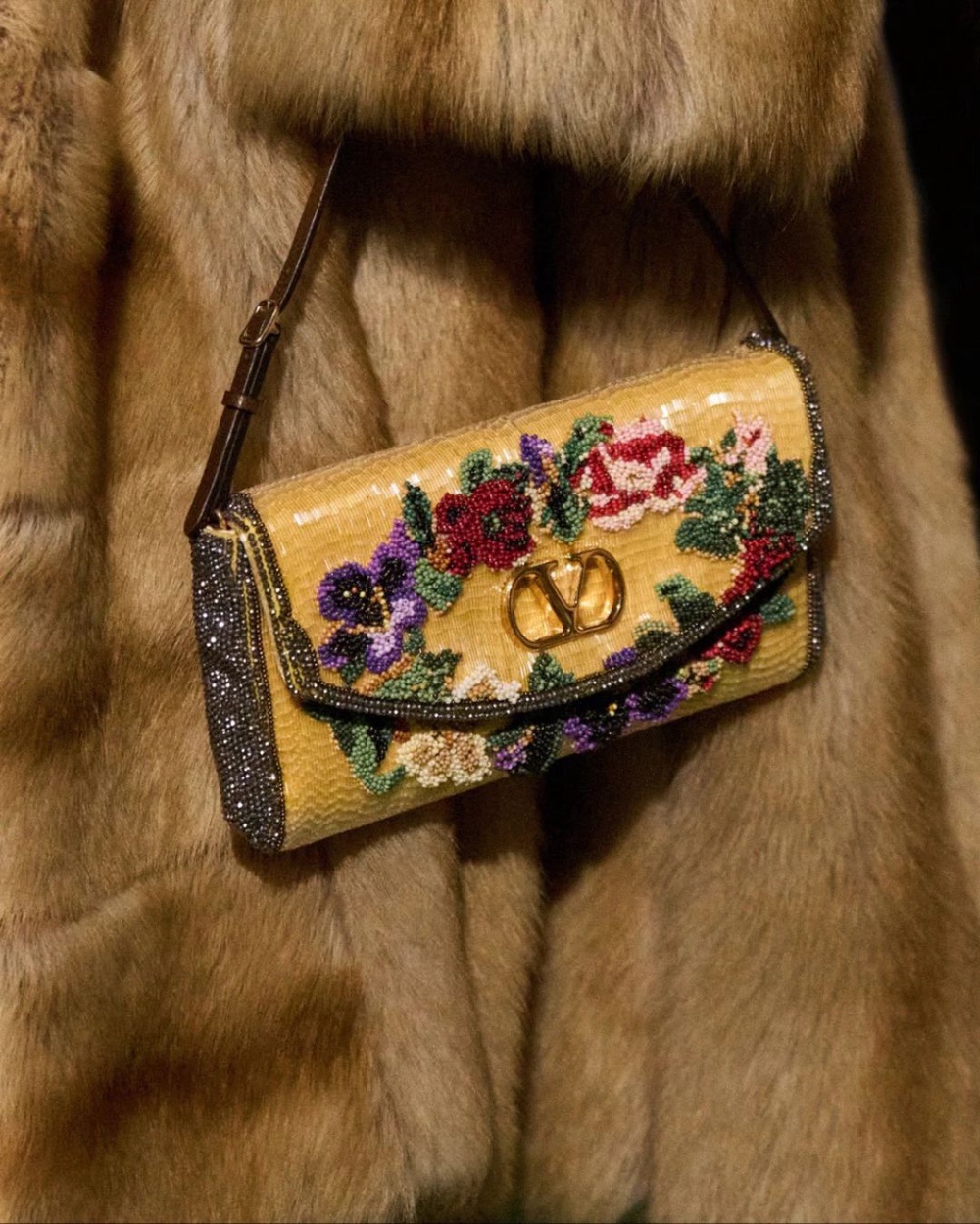 Image from: Fresh off the Runway: These It-Girl Bags Are Your Key to Staying on Trend for Fall/Winter 2026