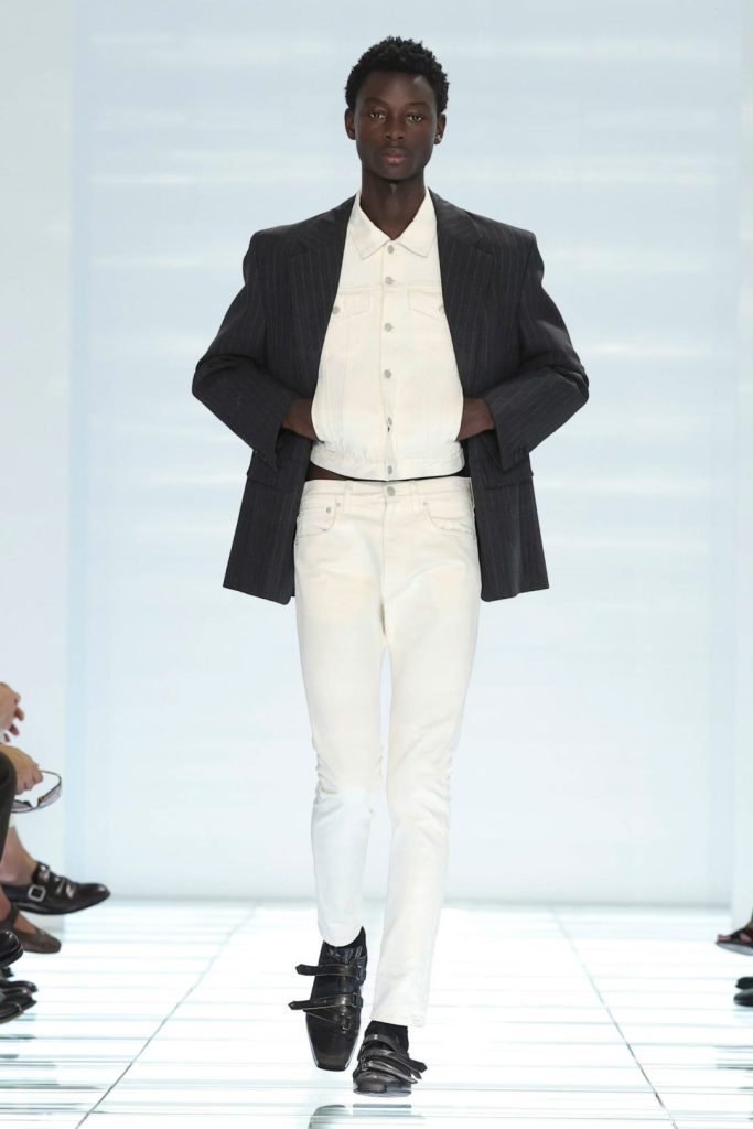 Image from: It’s Not a Stretch to Say This: Skinny Jeans Are Back