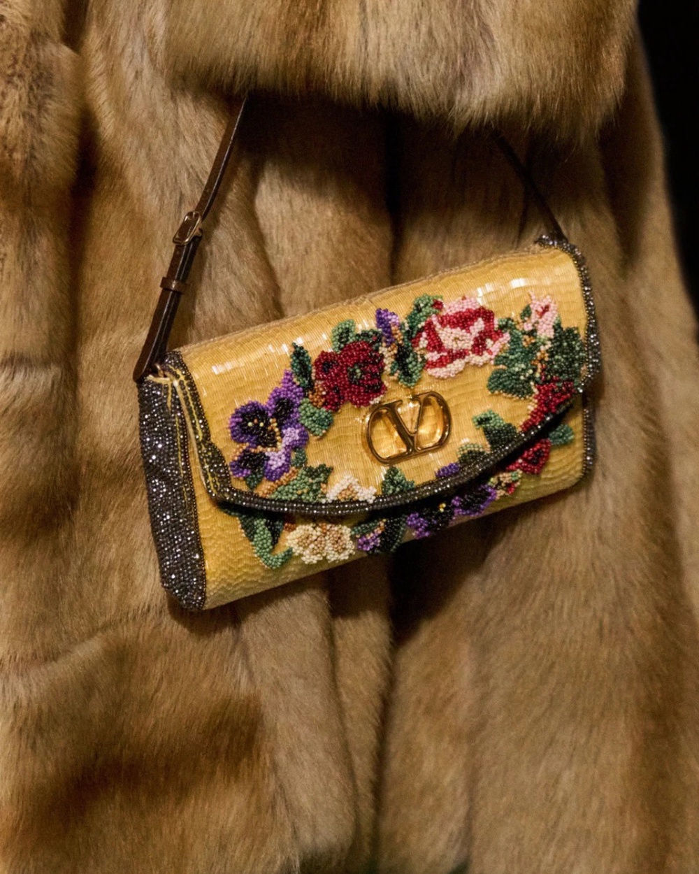 Image from: Fresh Off The Runway: These It-Girl Bags Are Your Key To Staying On Trend For Fall/Winter 2026