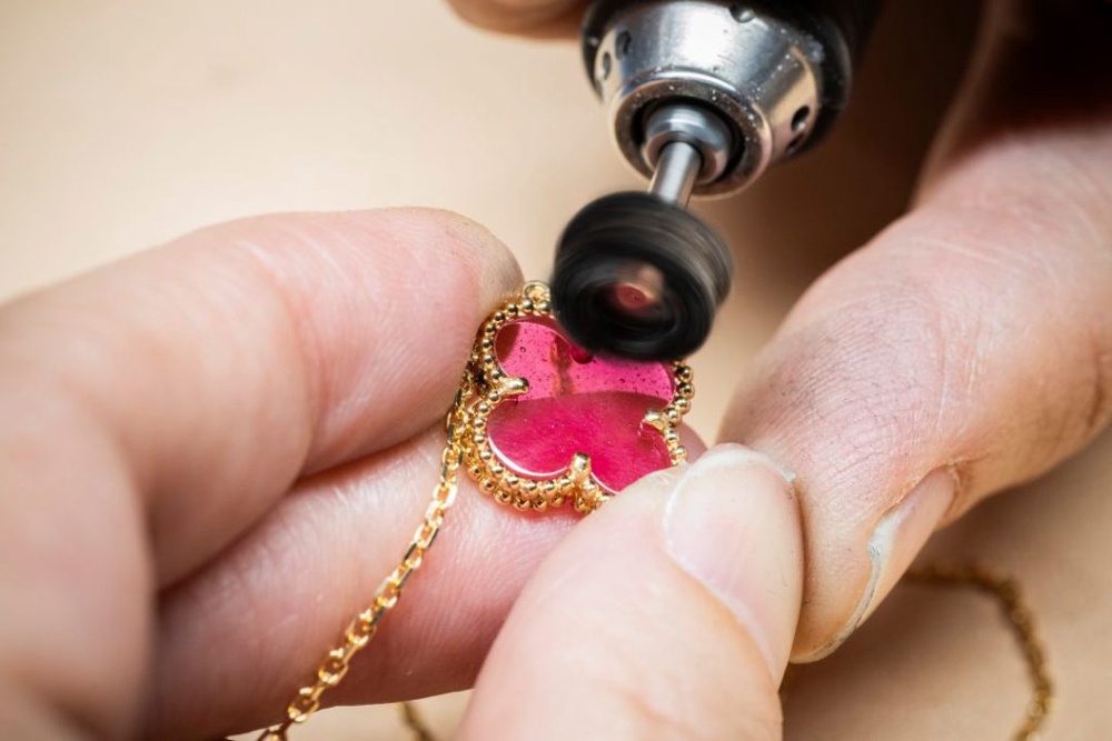 Image from: The Van Cleef & Arpels Alhambra Gets a Surprising New Material and Colour: Pink Enamel