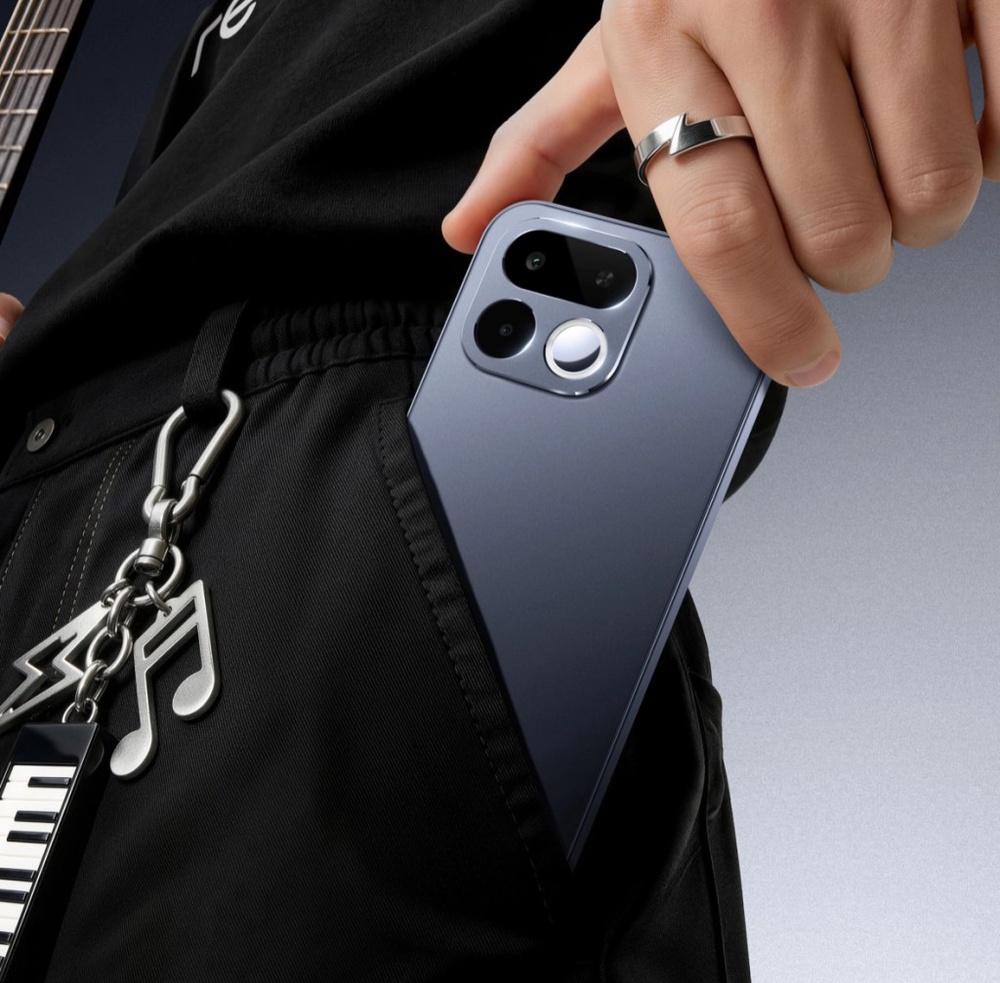 Image from: Realme 16 5G & 16T 5G dilancar: Kamera selfie 50MP & bateri 8,000mAh, harga promo dari RM1,299