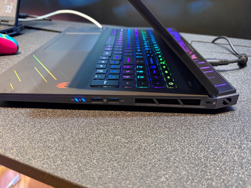 Image from: Acer Predator Helios 18 AI rasmi di Malaysia, harga bermula RM17,999