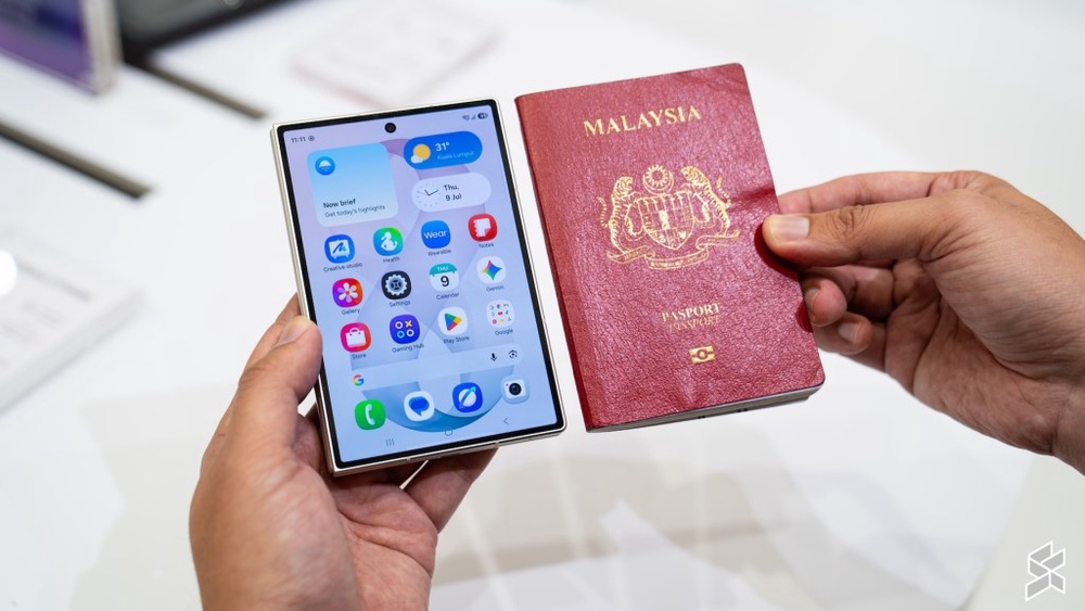 Image from: Samsung Galaxy Z Fold 8 & Ultra dilancar: Bateri 5,000mAh, nipis 4.1mm, dijana Snapdragon 8 Elite Gen 5
