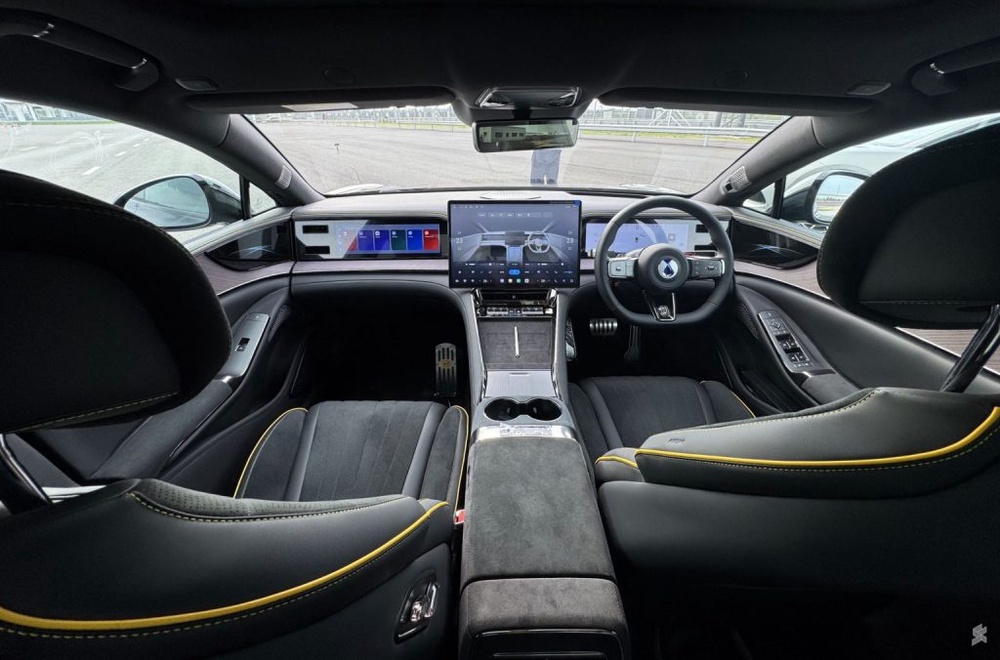 Image from: Denza Z9 GT kini rasmi di Malaysia, EV berkuasa 1,140hp dengan harga bermula RM358,800
