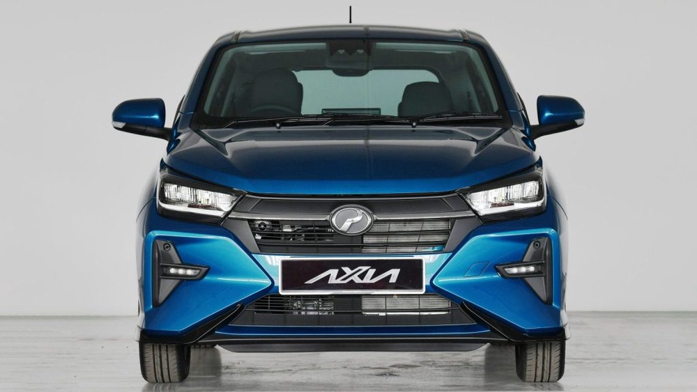 Image from: Perodua turunkan harga Axia sehingga RM4,700, kini bermula RM33,900