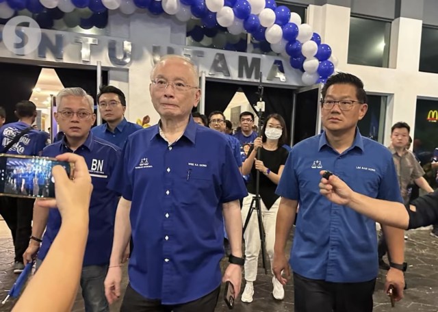 PRN Melaka: Tindakan Presiden MCA Keluar Dewan Cetus Tanda Tanya – Harapan  Madani