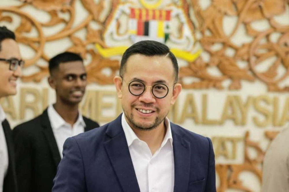 Image from: Additional Public Holiday On 15 September Sparks Concerns Over Potential RM1Billion Loss Due To Business Costs