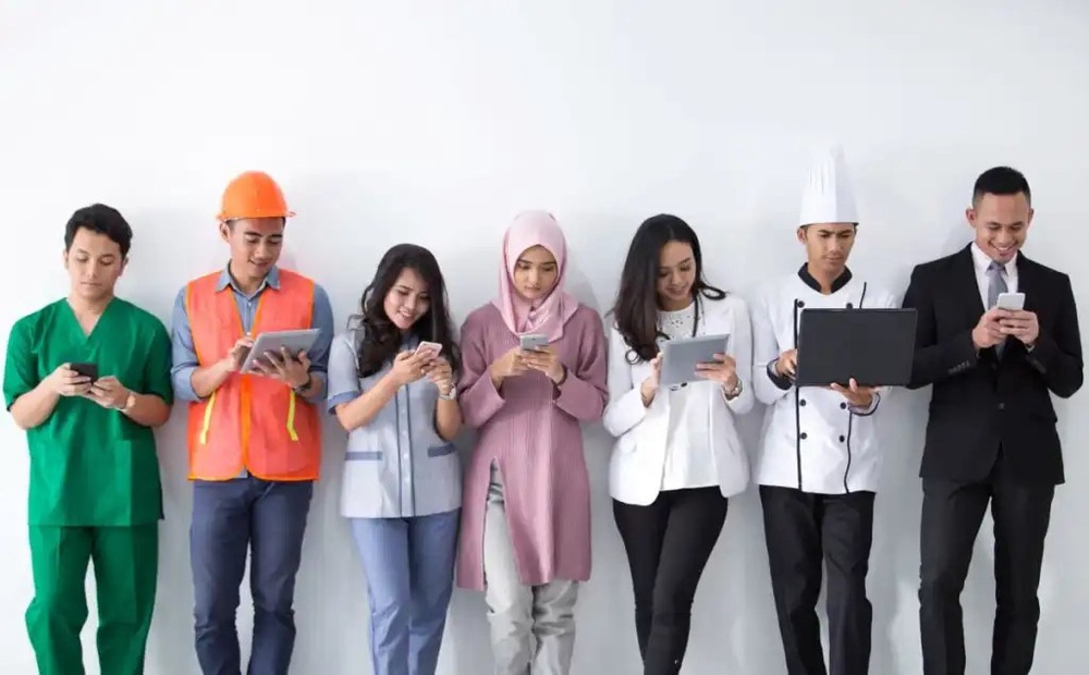 Image from: Wage Data Shows Almost 30% Of Formal Workers Took Home Less Than RM2,000